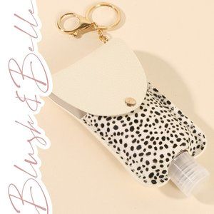 🚨 2 LEFT! 2/$26 White Cheetah Leather Sanitizer Keychain